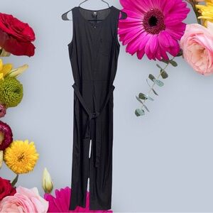 W BY WORTH BLACK SLEEVELESS  V- NECK STRAIGHT LEG FRONT ZIPPER CLOSURE JUMPSUIT